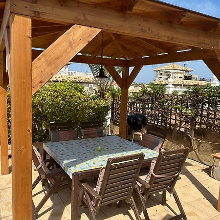 Casa Lilly-Rose: Villa Near Villamartin Plaza & Golf Exterior photo